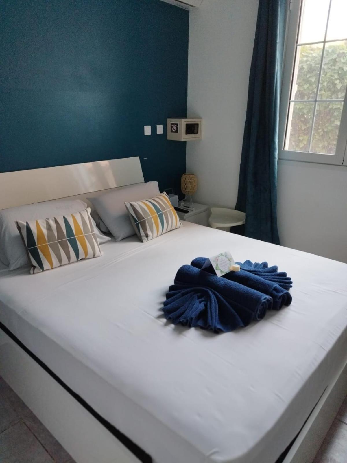 Lindsey Hotel Saint Pierre Exterior foto