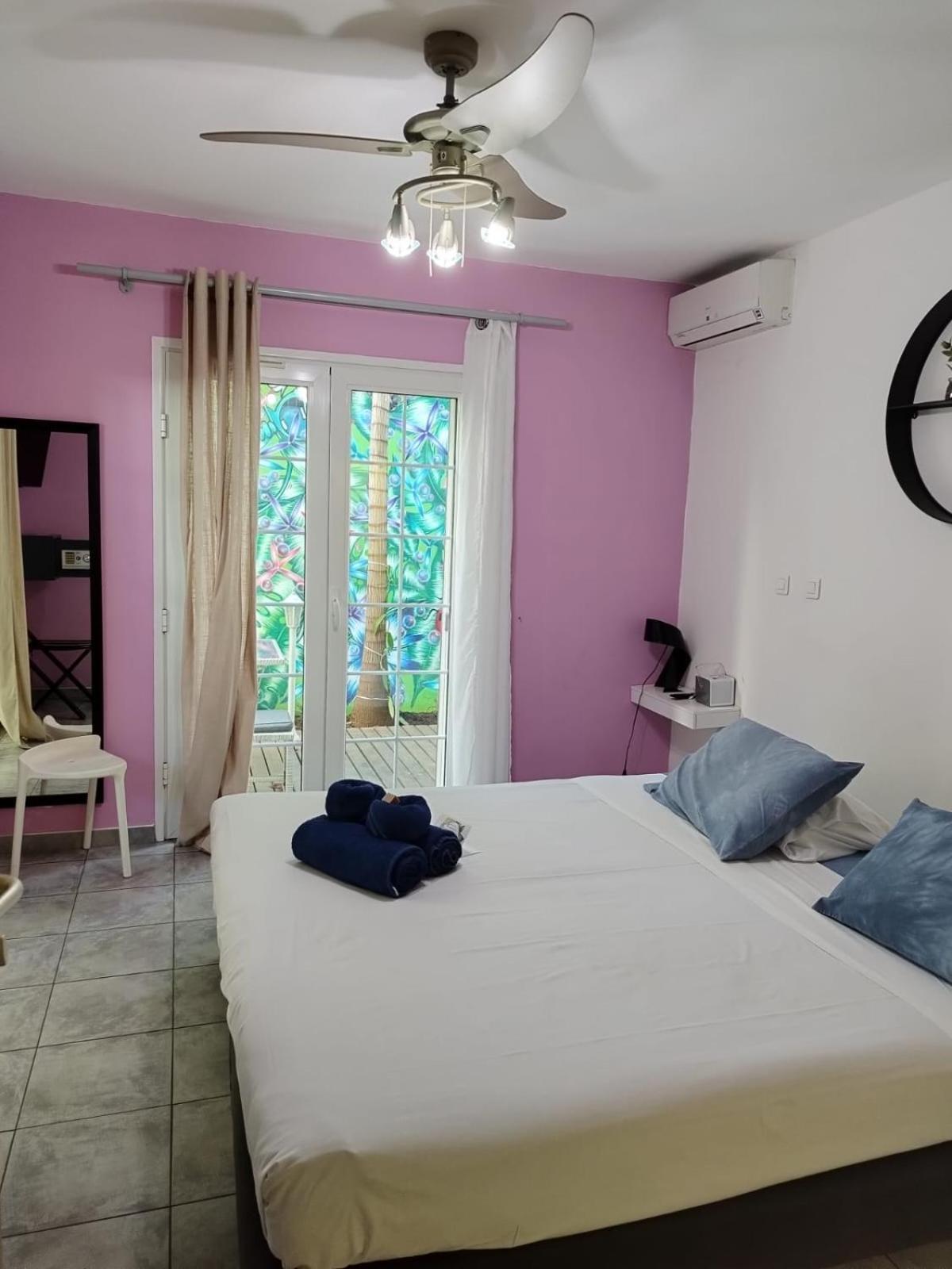 Lindsey Hotel Saint Pierre Exterior foto